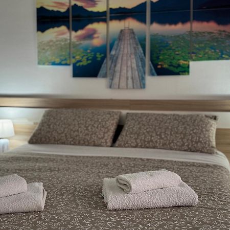 Apartamento Centrico Puente Romano Cordoba Luaran gambar